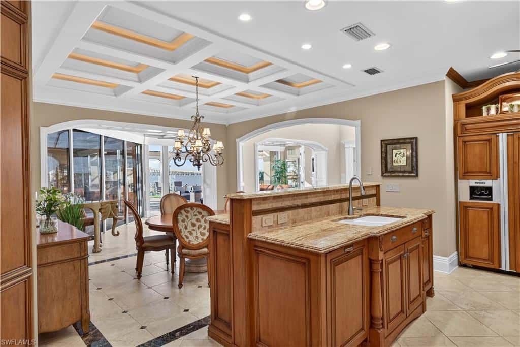 12782 Yacht Club Cir, Fort Myers, photo 17