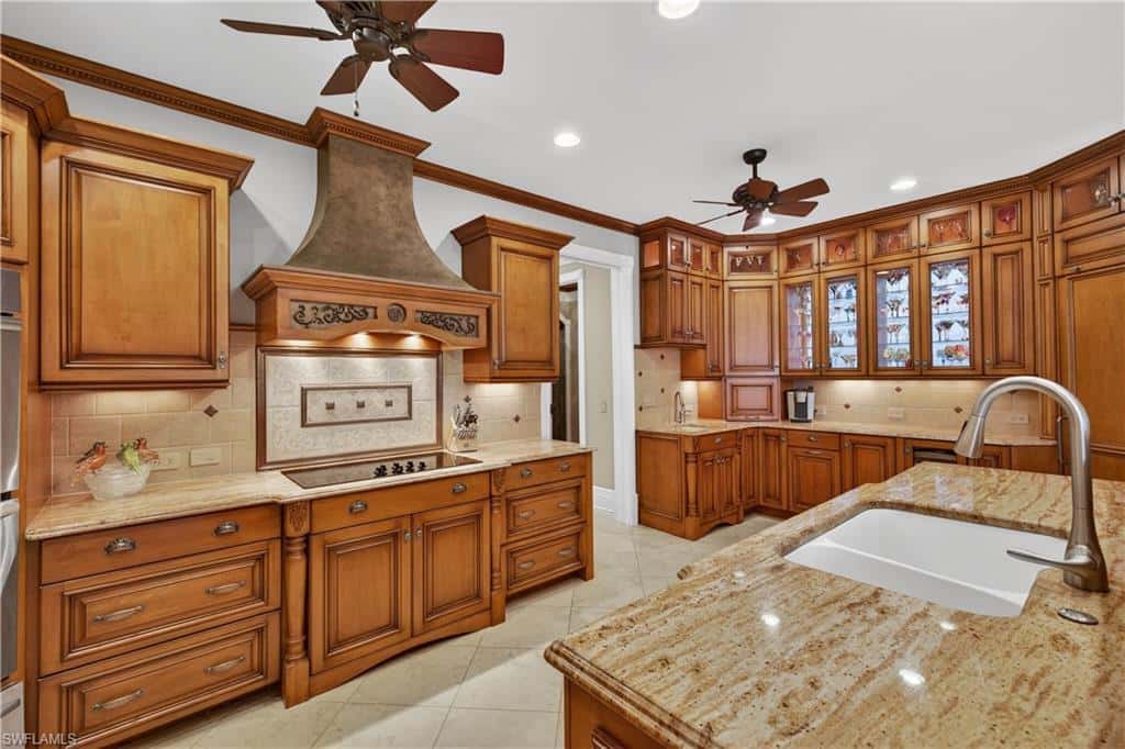 12782 Yacht Club Cir, Fort Myers, photo 15