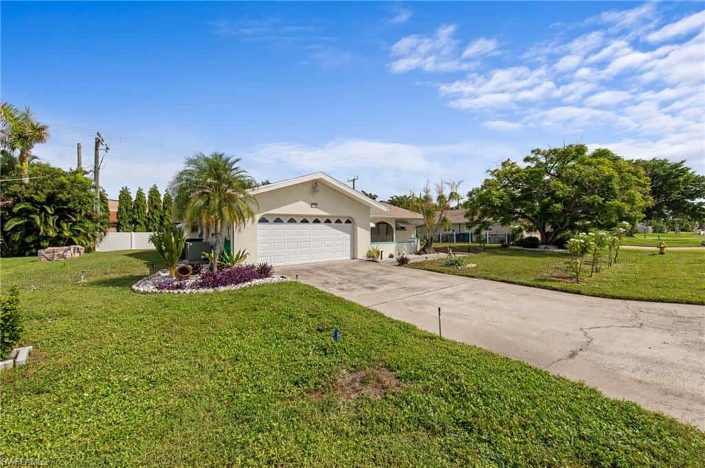 971 Town And River Dr, Fort Myers, photo 4