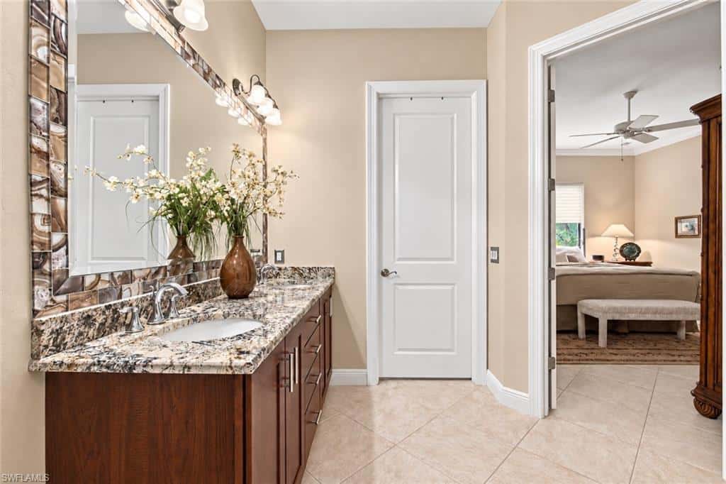 4395 Raffia Palm Cir, Naples, photo 16