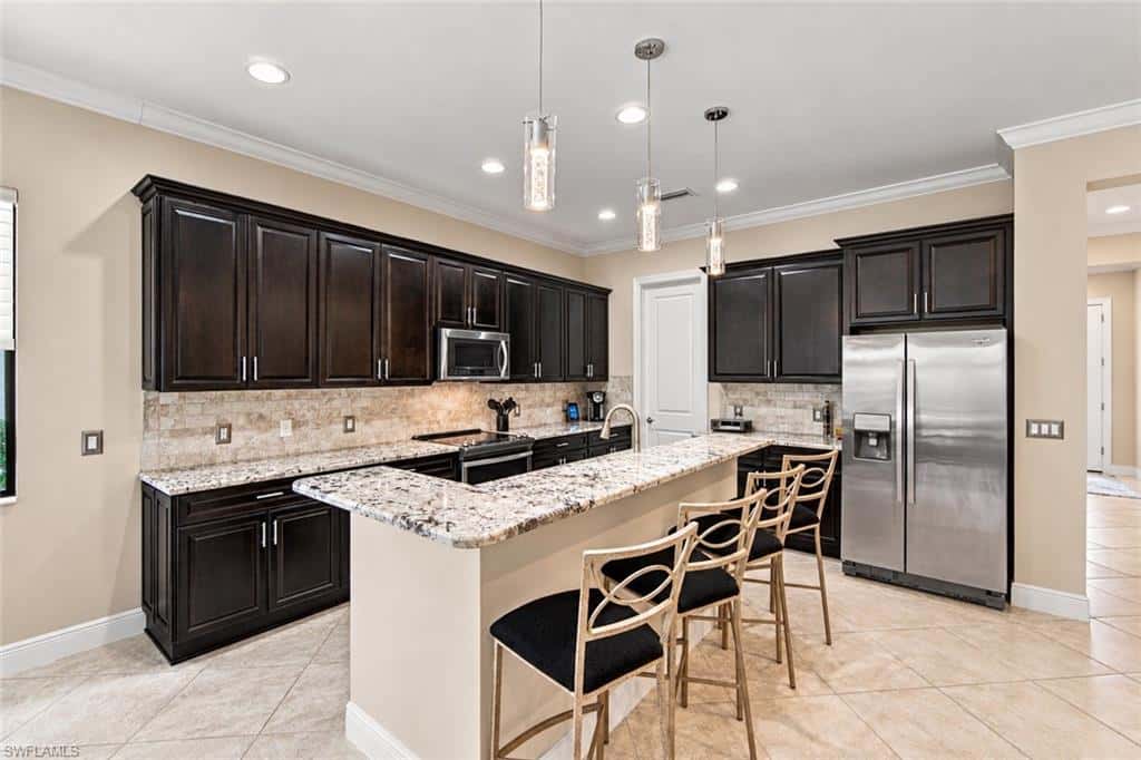 4395 Raffia Palm Cir, Naples, photo 12