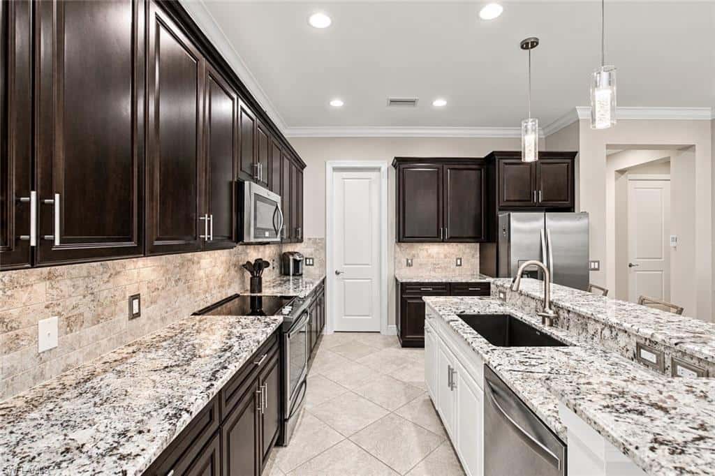 4395 Raffia Palm Cir, Naples, photo 11