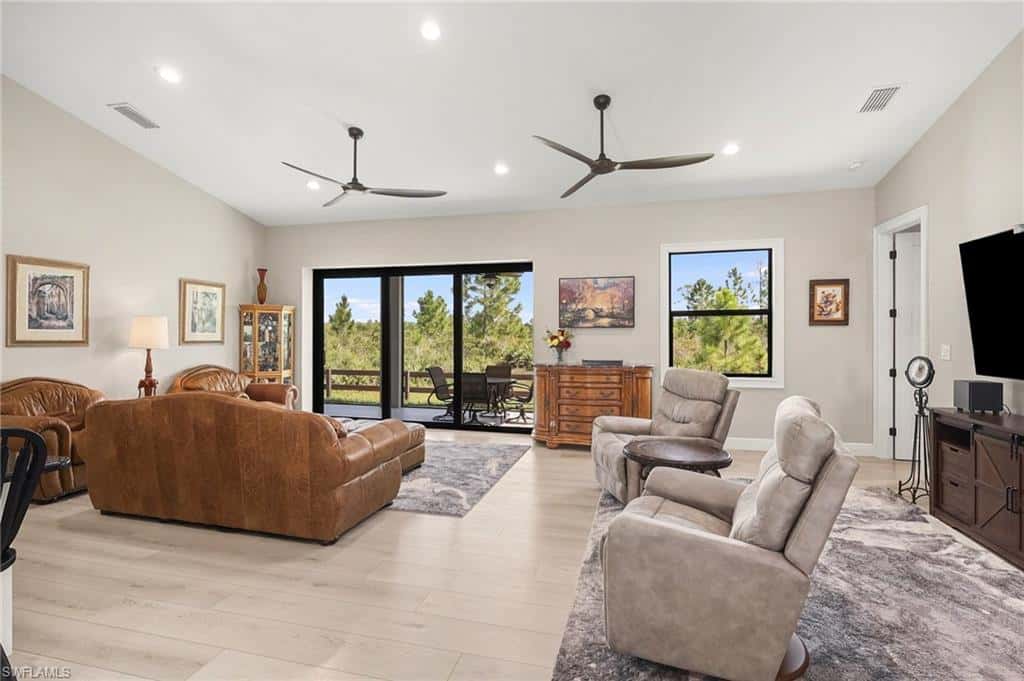1479 Gateway Ln, Labelle, photo 10