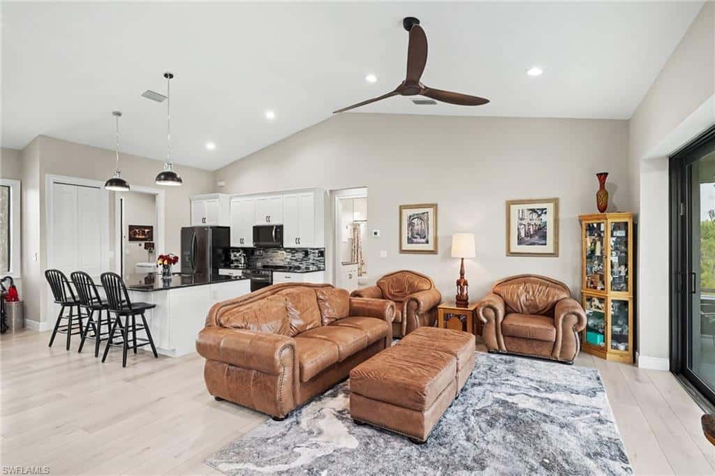 1479 Gateway Ln, Labelle, photo 8