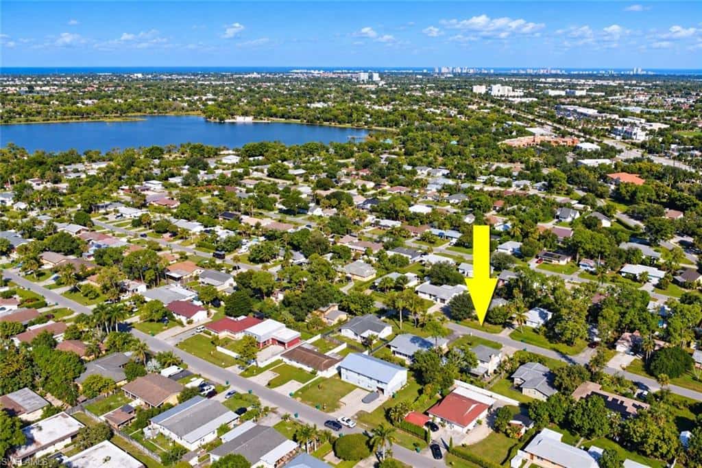 4208 Mindi Ave, Naples, photo 5