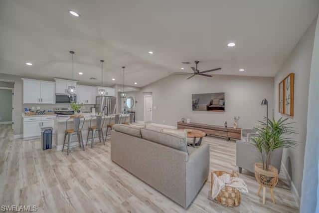 312 Tropicana Pkwy, Cape Coral, photo 17
