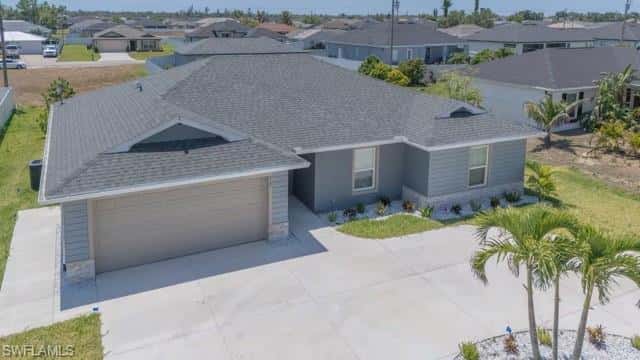 312 Tropicana Pkwy, Cape Coral, photo 9