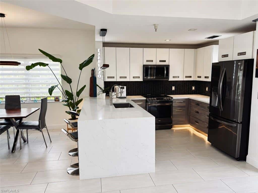 4420 Botanical Place Cir #307, Naples, photo 4