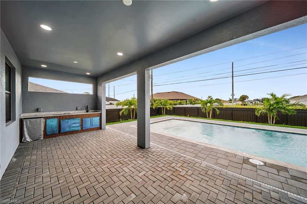 338 24th Ter, Cape Coral, photo 39