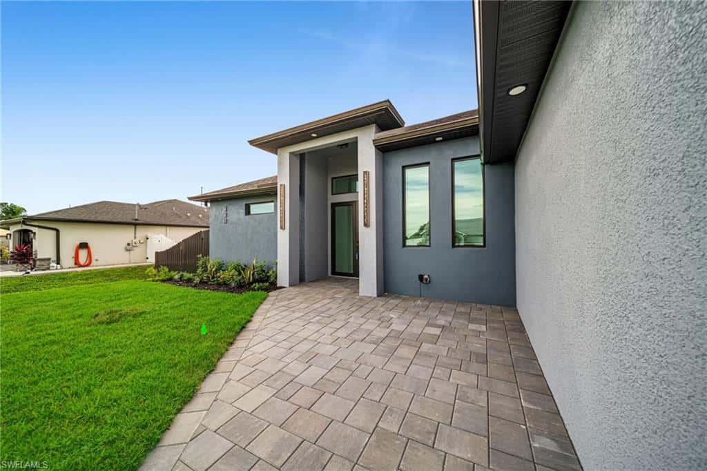 338 24th Ter, Cape Coral, photo 5