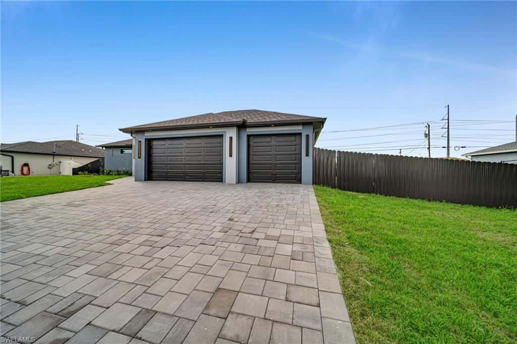 338 24th Ter, Cape Coral, photo 4