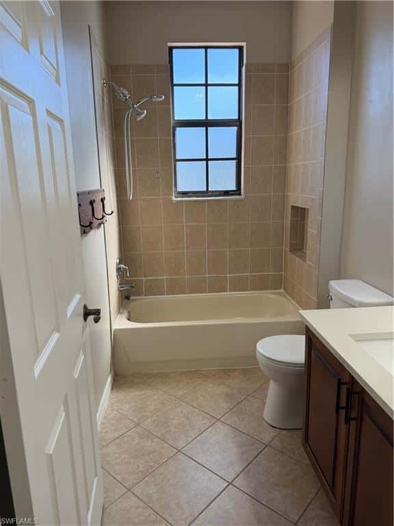 7341 Bristol Cir, Naples, photo 11