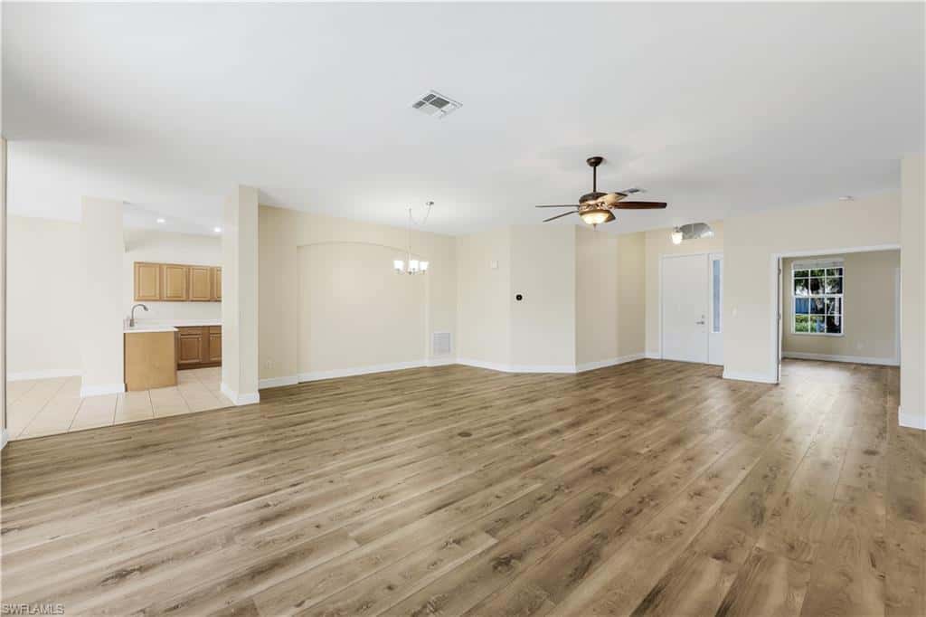9214 Palm Island Cir, North Fort Myers, photo 13