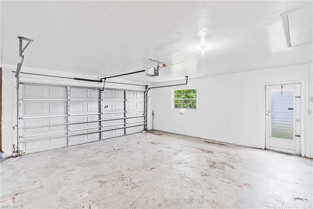 1432 11th Pl, Cape Coral, photo 13