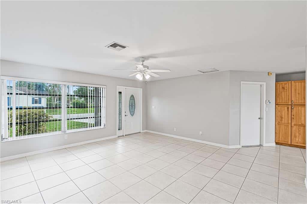 1432 11th Pl, Cape Coral, photo 4