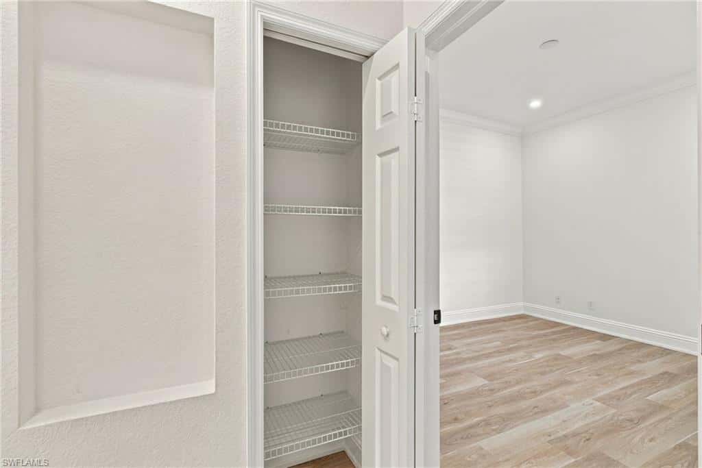 1806 Leamington Ln, Naples, photo 27