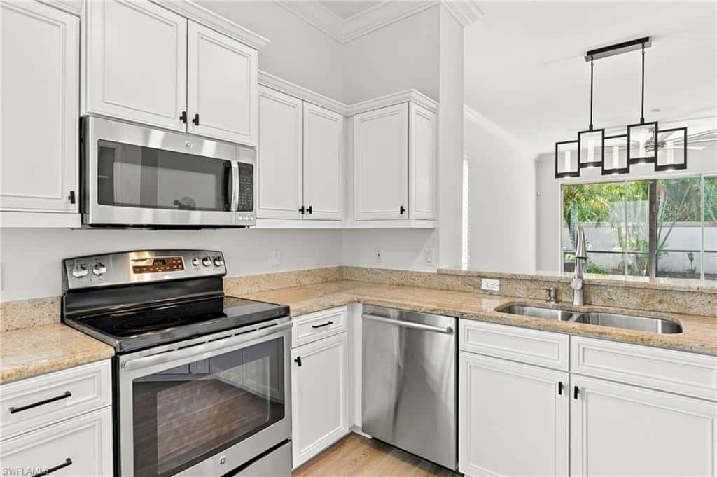 1806 Leamington Ln, Naples, photo 9