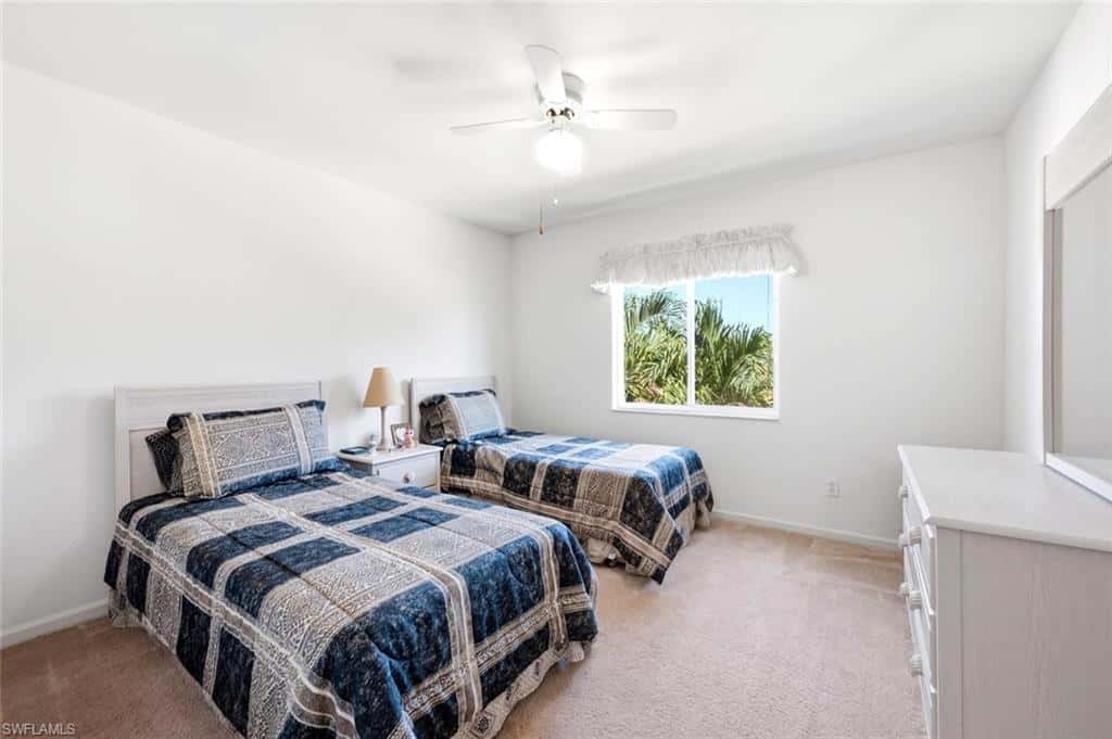 575 Saratoga Cir #204, Naples, photo 13