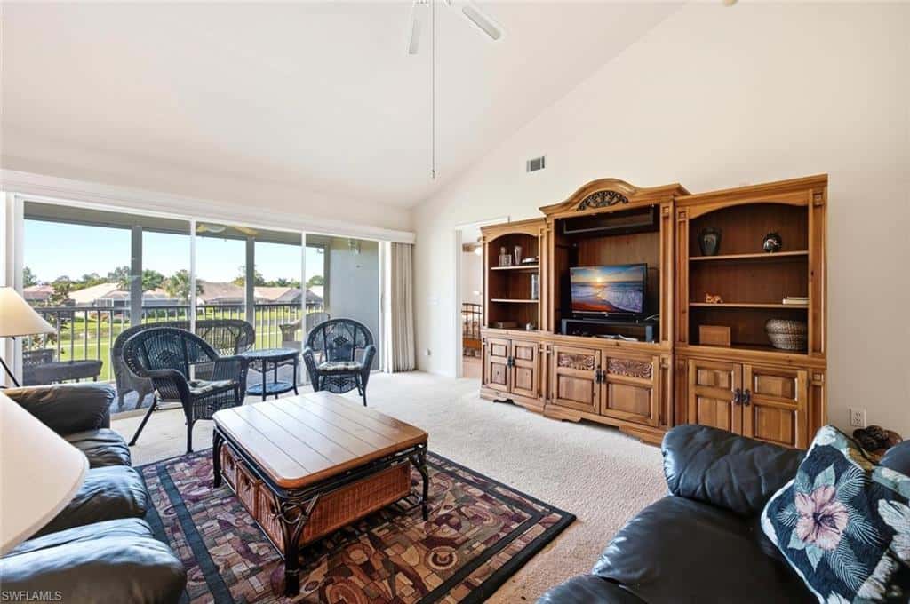 575 Saratoga Cir #204, Naples, photo 18