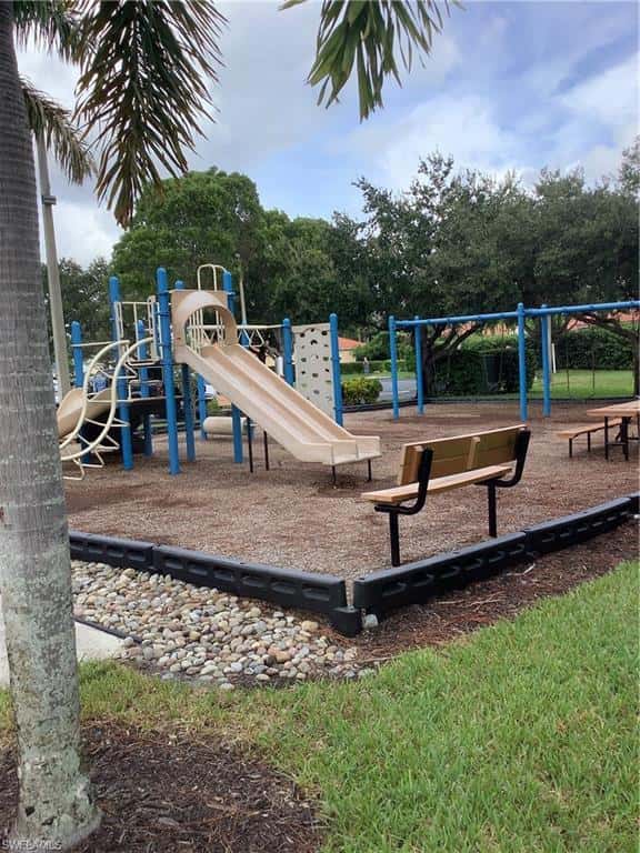 7808 Meridan Ct, Naples, photo 37