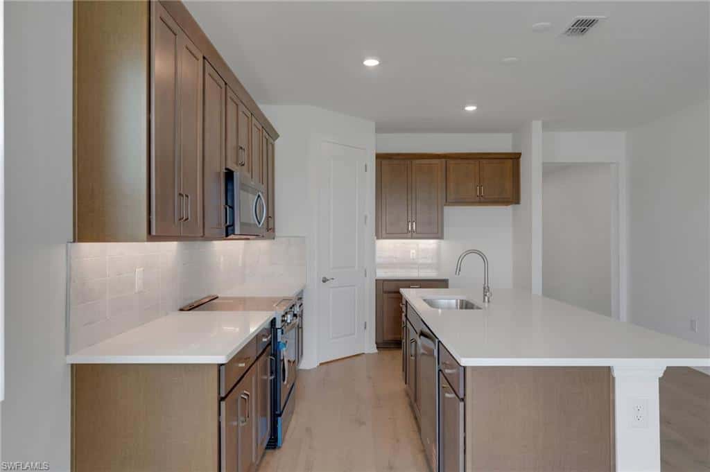 16947 Squirrel Branch Ln, Alva, photo 4