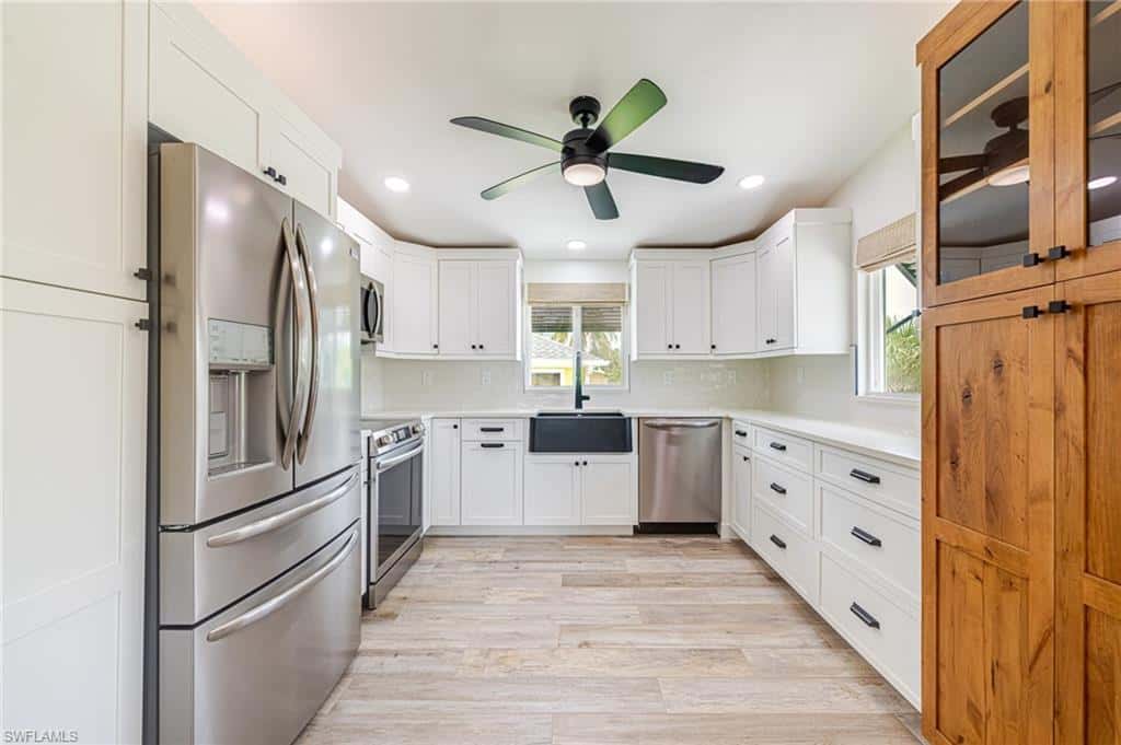 139 Coconut Dr, Fort Myers Beach, photo 15