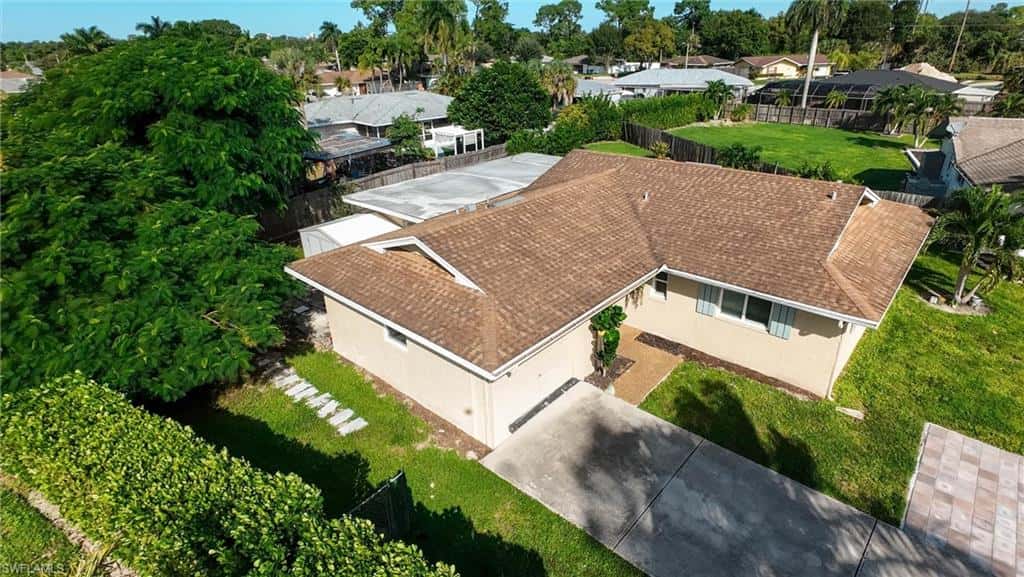 3490 Santiago Way, Naples, photo 47