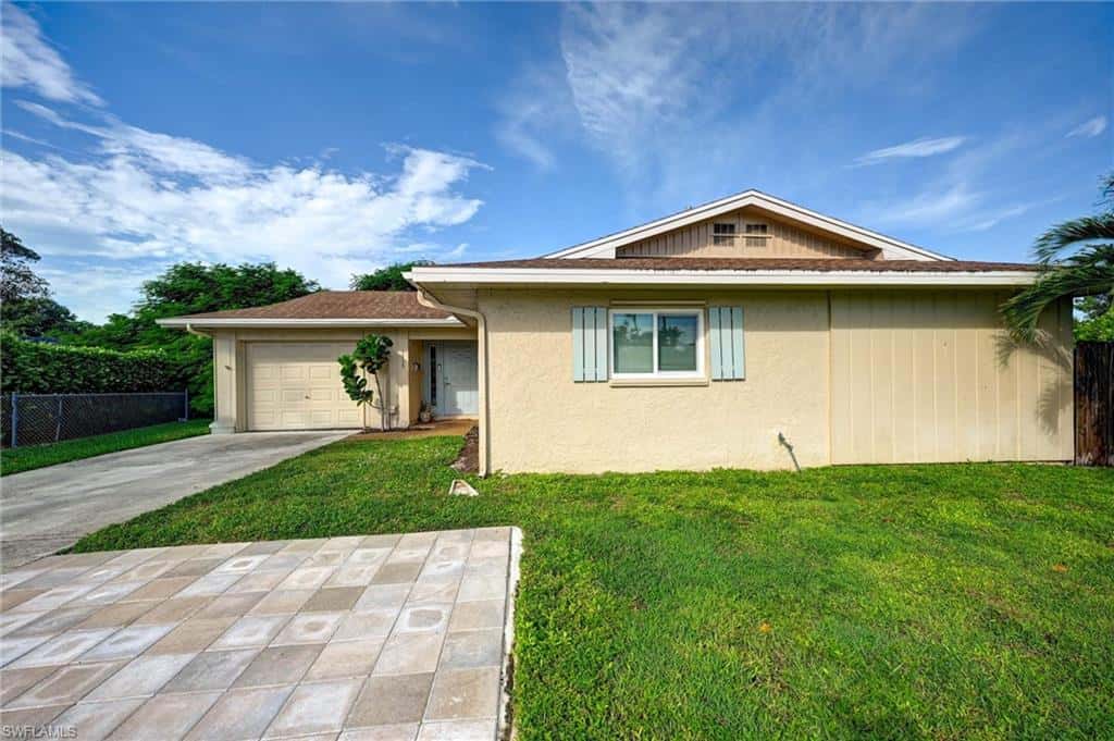 3490 Santiago Way, Naples, photo 30