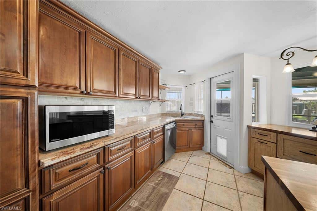 4320 Gulf Cir, North Fort Myers, photo 20