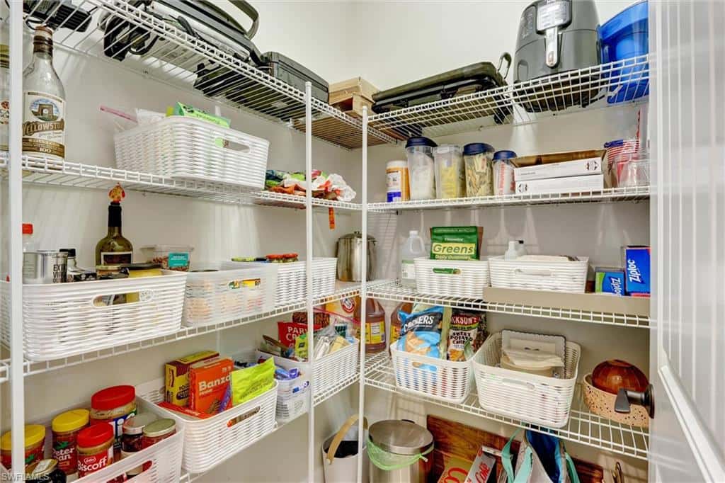 7235 Live Oak Dr, Naples, photo 33