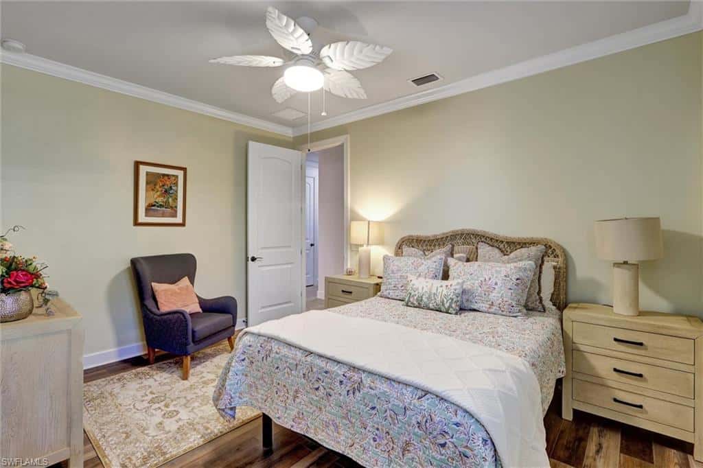 7235 Live Oak Dr, Naples, photo 25