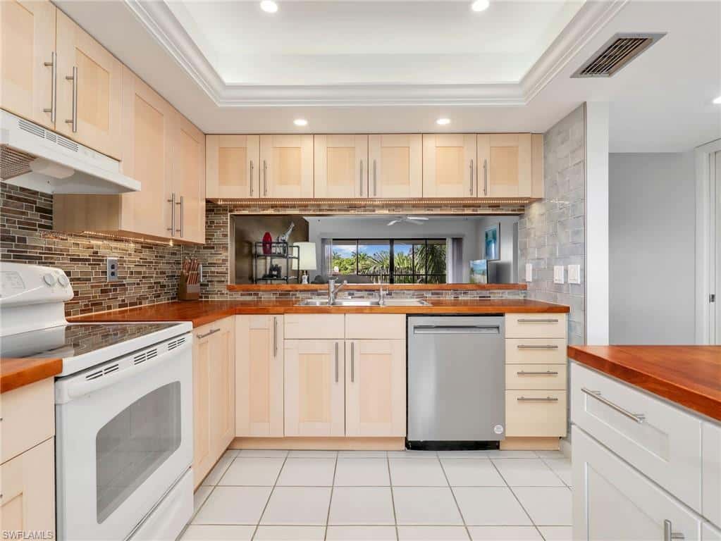 1600 Misty Pines Cir #303, Naples, photo 4
