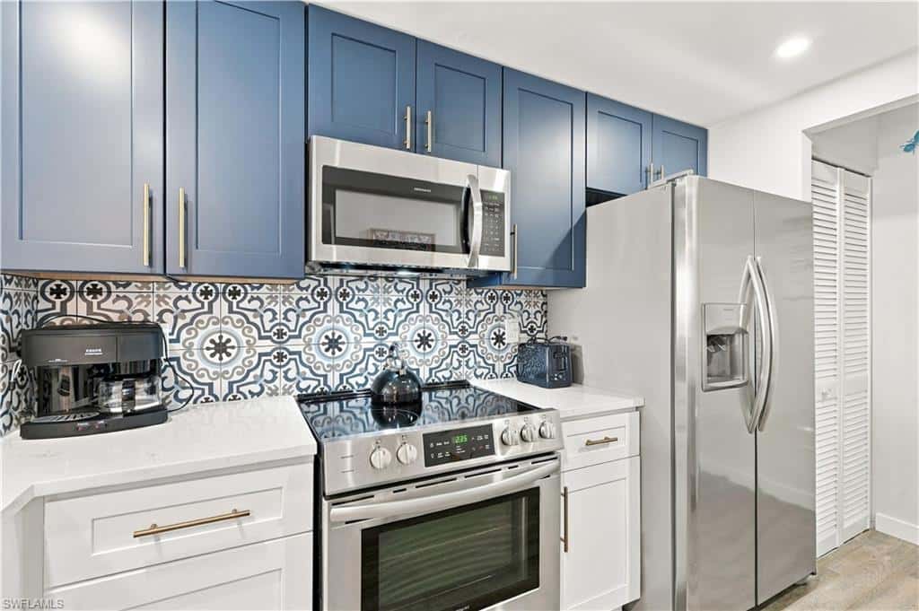 320 Seaview Ct #602, Marco Island, photo 11