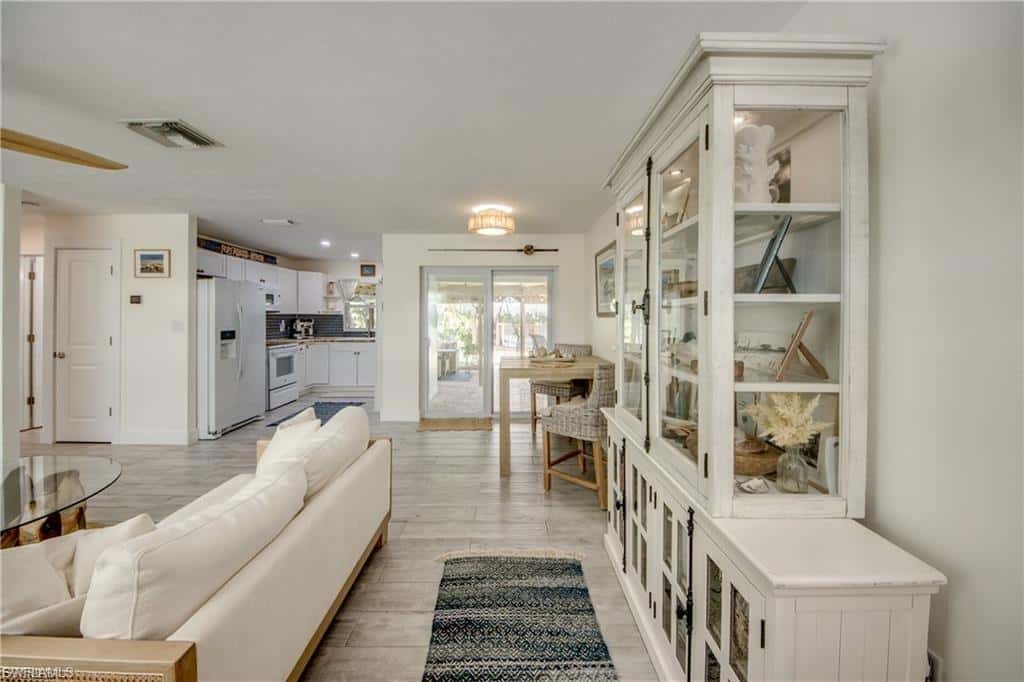 355 Donora Blvd, Fort Myers Beach, photo 6