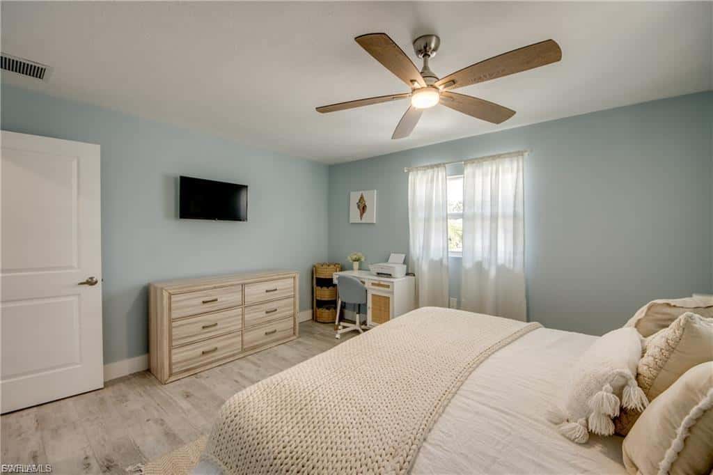 355 Donora Blvd, Fort Myers Beach, photo 14