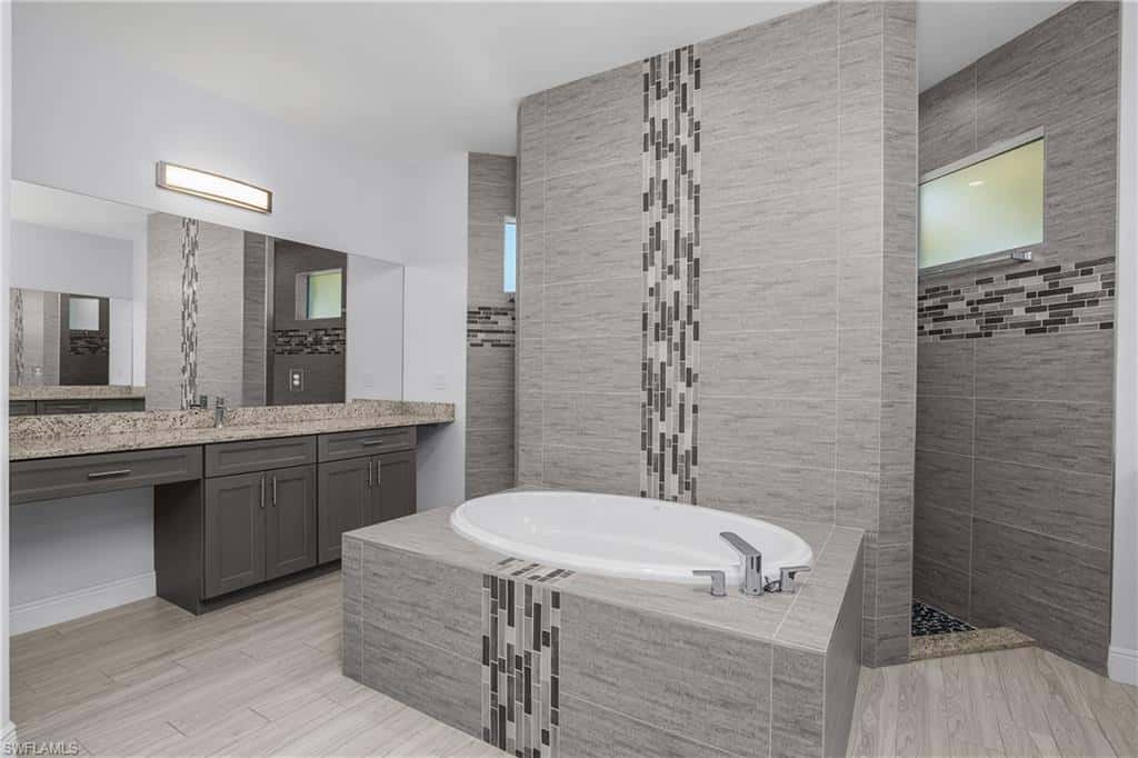 4575 Catalina Ln, Bonita Springs, photo 27