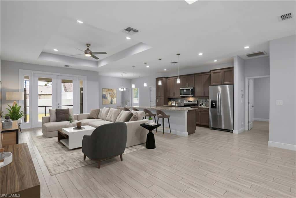 4575 Catalina Ln, Bonita Springs, photo 6
