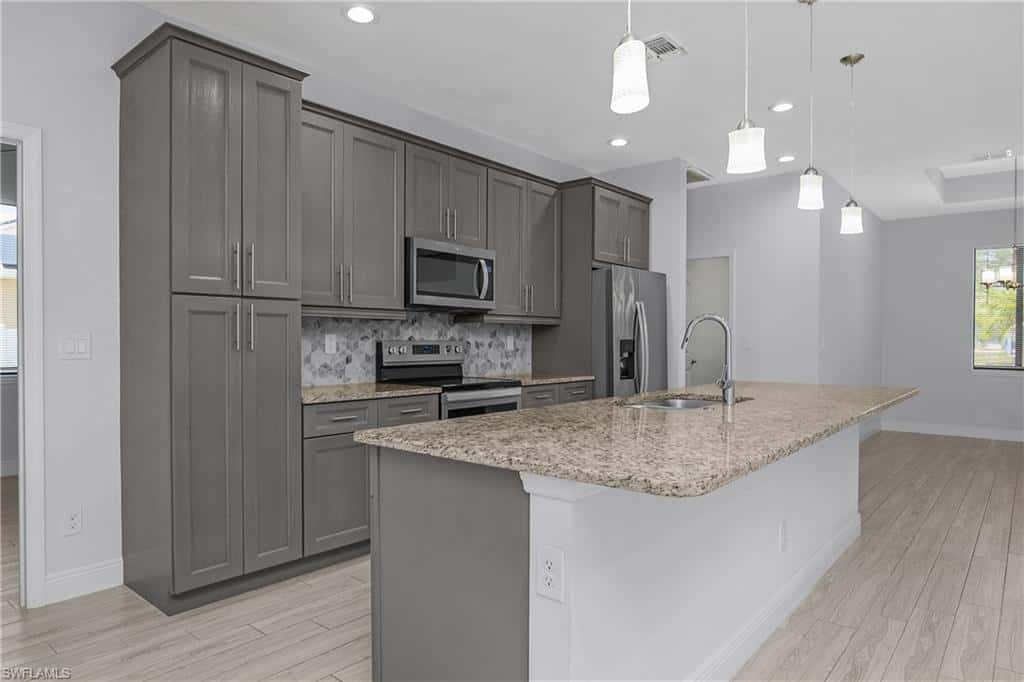 4575 Catalina Ln, Bonita Springs, photo 22