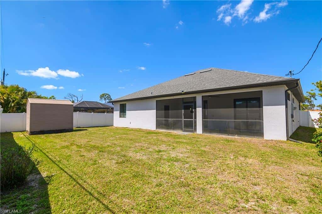 4575 Catalina Ln, Bonita Springs, photo 37