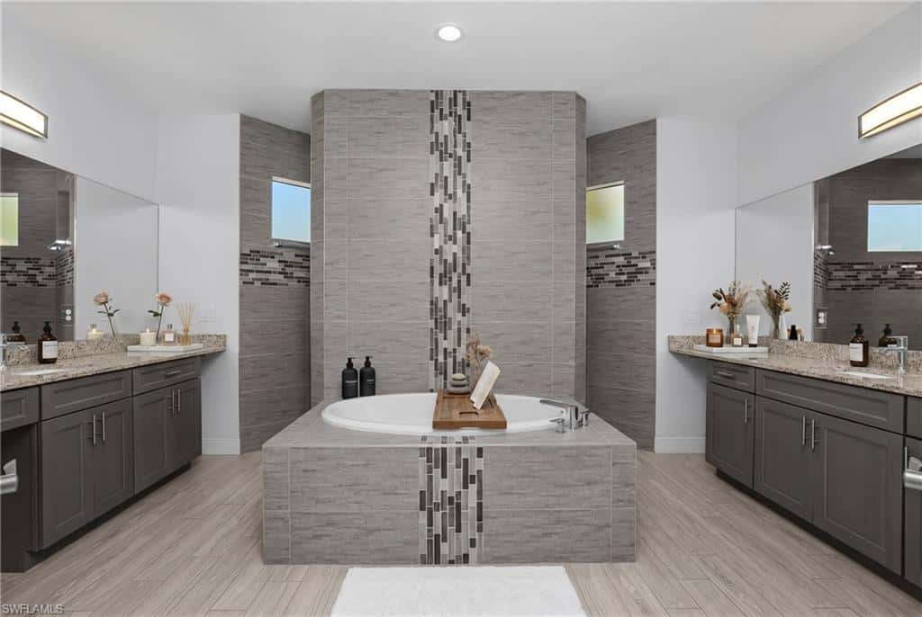4575 Catalina Ln, Bonita Springs, photo 11