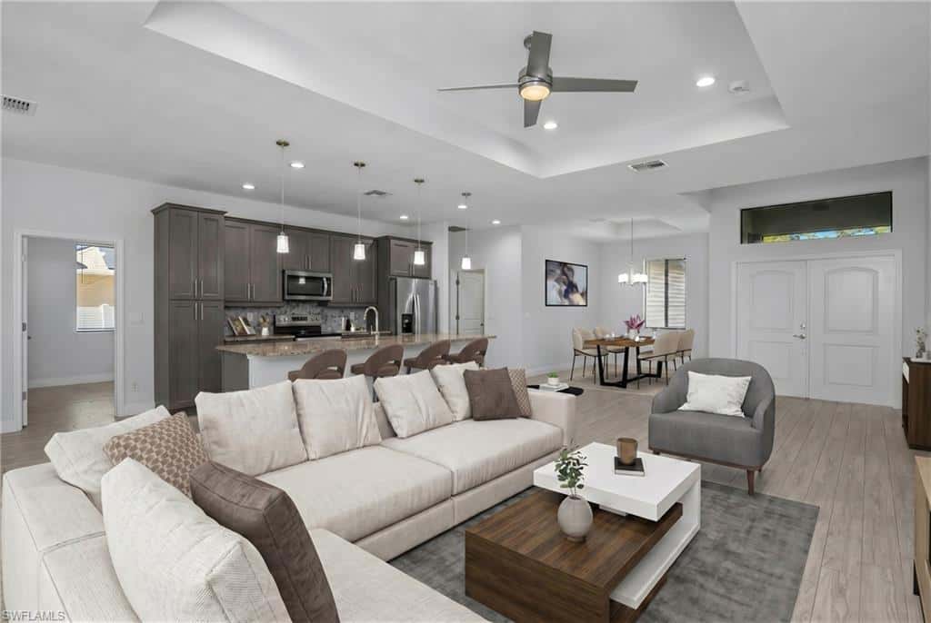 4575 Catalina Ln, Bonita Springs, photo 8
