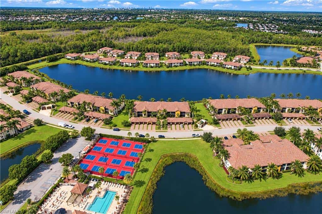 9521 Avellino Way #2422, Naples, photo 37