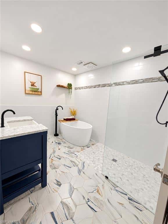 1402 Larkwood Sq, Fort Myers, photo 7