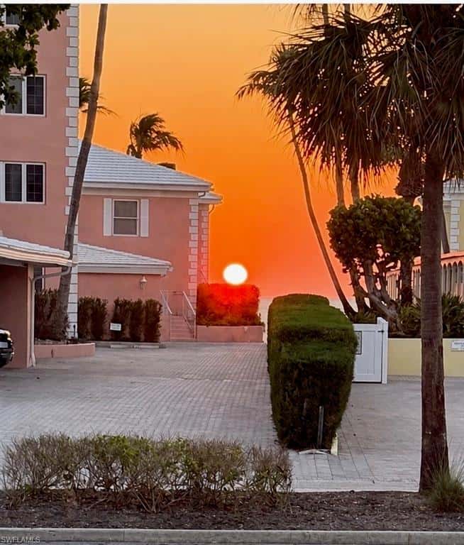 2500 Gulf Shore Blvd #s1, Naples, photo 33