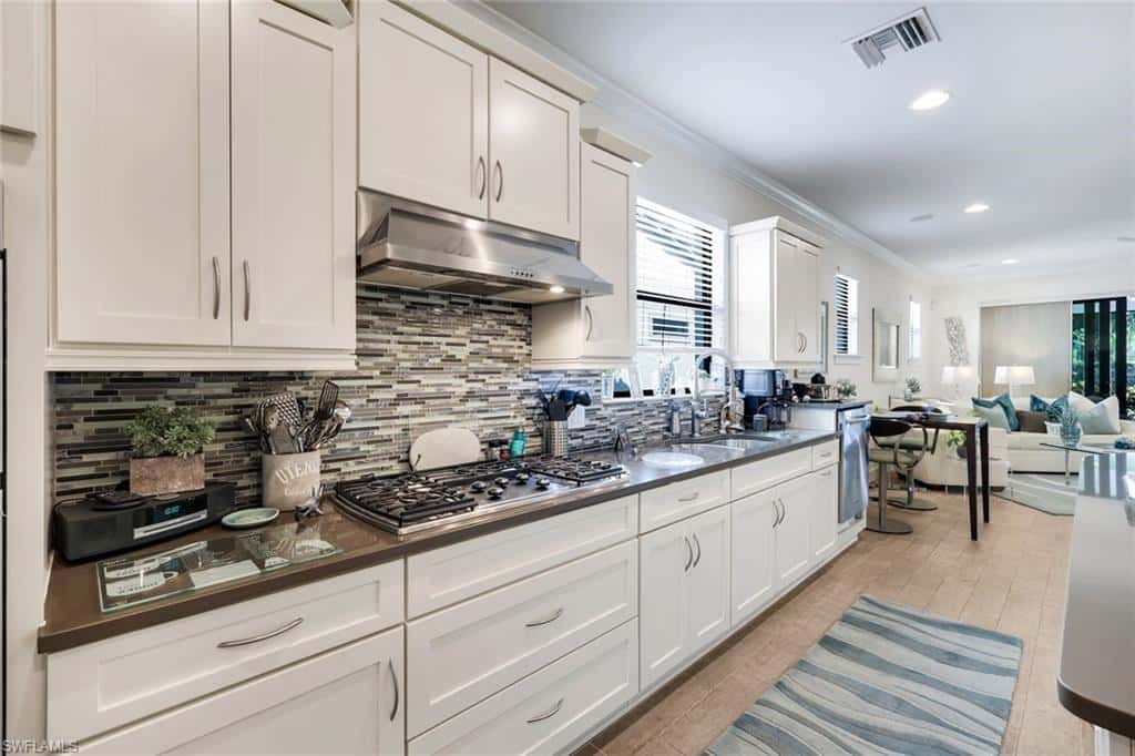 16345 Camden Lakes Cir, Naples, photo 12