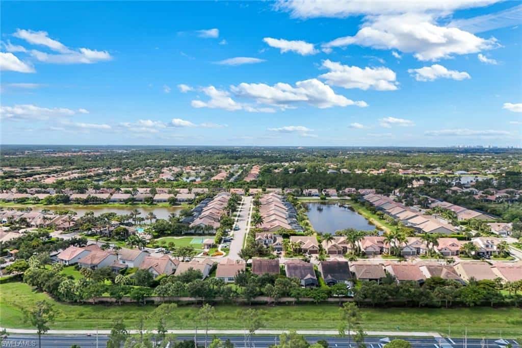 16345 Camden Lakes Cir, Naples, photo 40