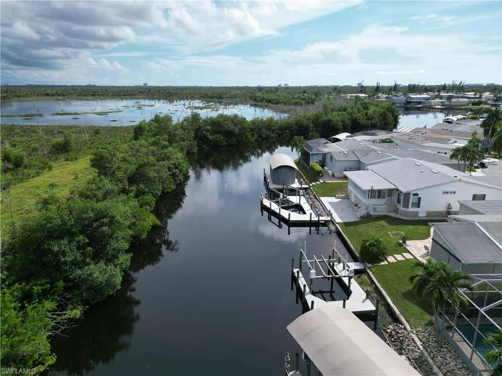 17611 Canal Cove Ct, Fort Myers Beach, photo 7
