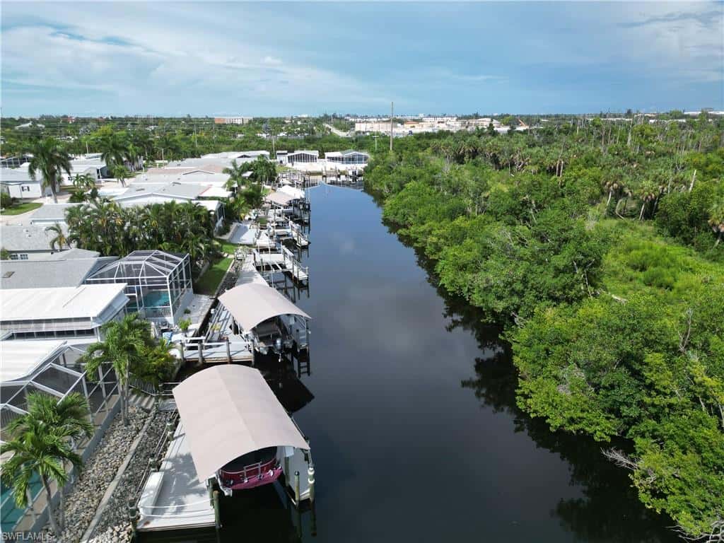 17611 Canal Cove Ct, Fort Myers Beach, photo 8