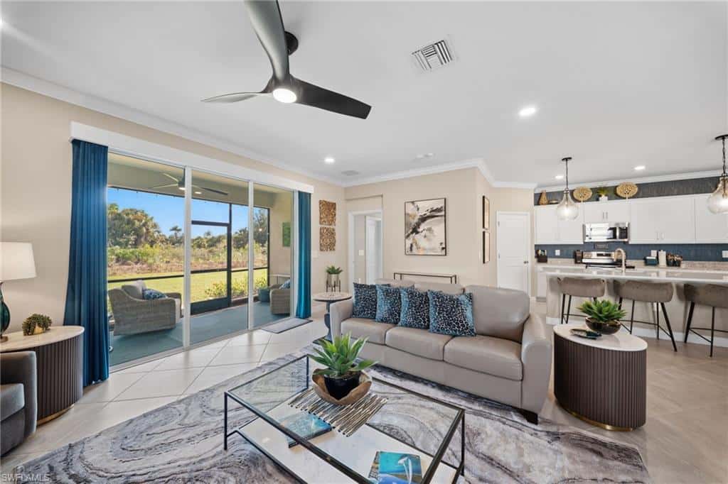 3398 Weston Manor Dr, Alva, photo 6