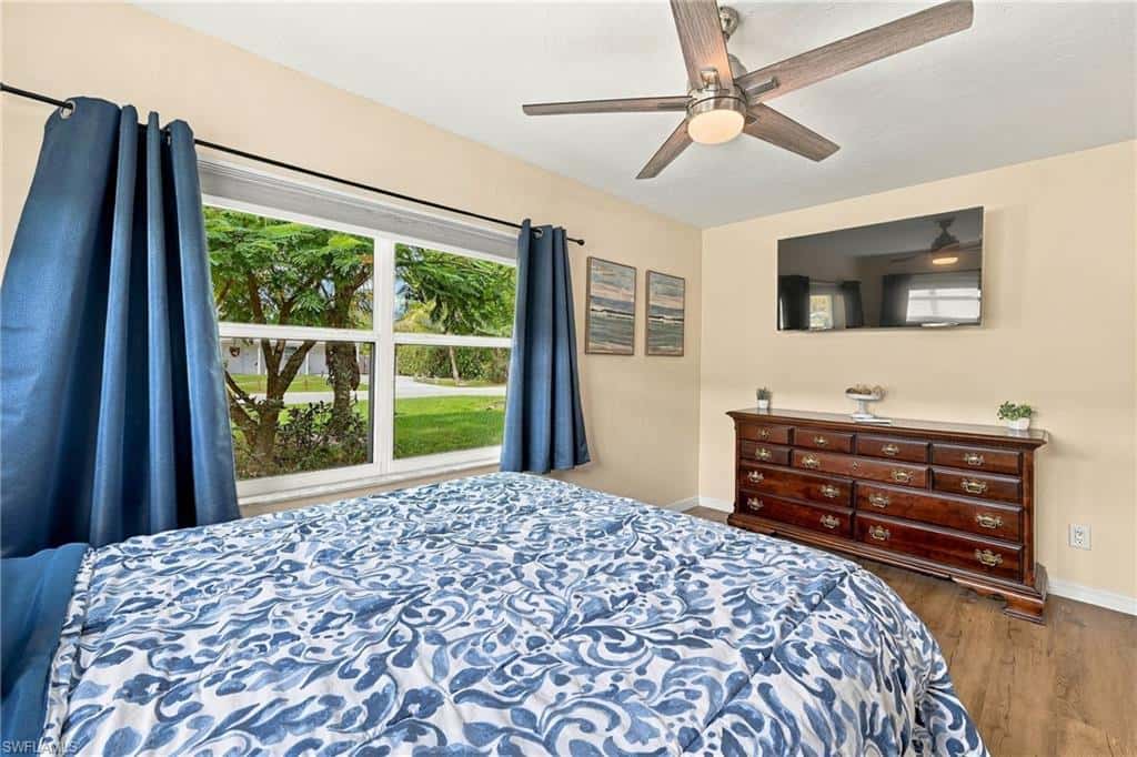 28069 Sunset Dr, Bonita Springs, photo 22